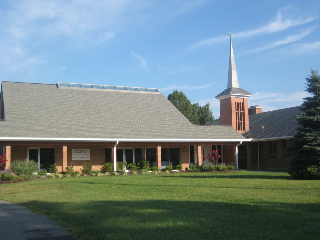 The Presbyterian Church of Easton (Front | Close)